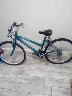 PACIFIC QUASAR 21 SPEED MOUNTAIN BIKE