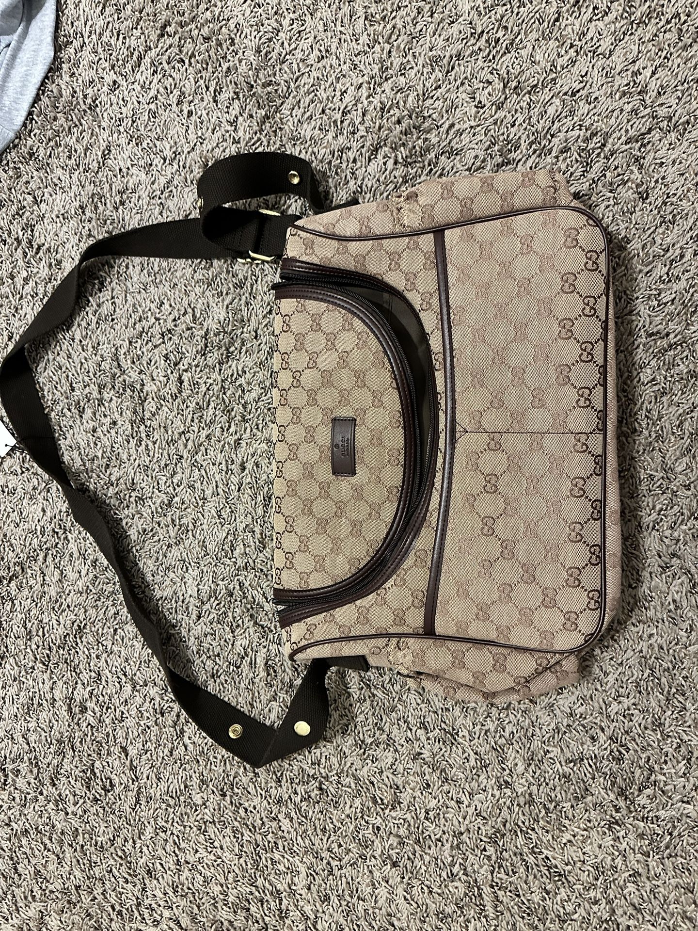 Name Brand Gucci Bag