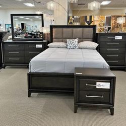 5pc Queen Bedroom Set 