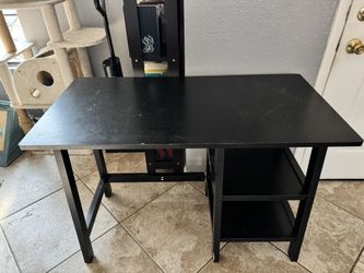 Black Desk With Compartments