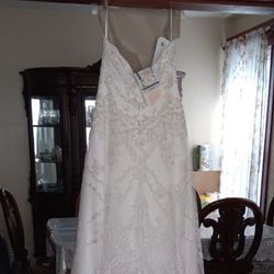 Bridal Gown  Size 12 (Brand New)