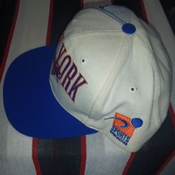 Vintage New York Knicks Sports Specialties Laser Snapback Cap Hat Shadow