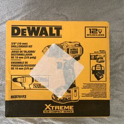 DEWALT XTREME 12-volt Max 3/8-in Keyless Brushless Cordless Drill ( 2 -Batteries Included, and Charger Included