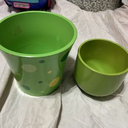 Small  Planter/Flower Pot 