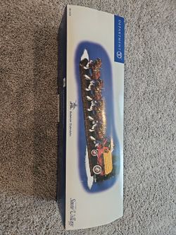 Dept 56 Christmas Snow Village Budweiser Clydesdales 