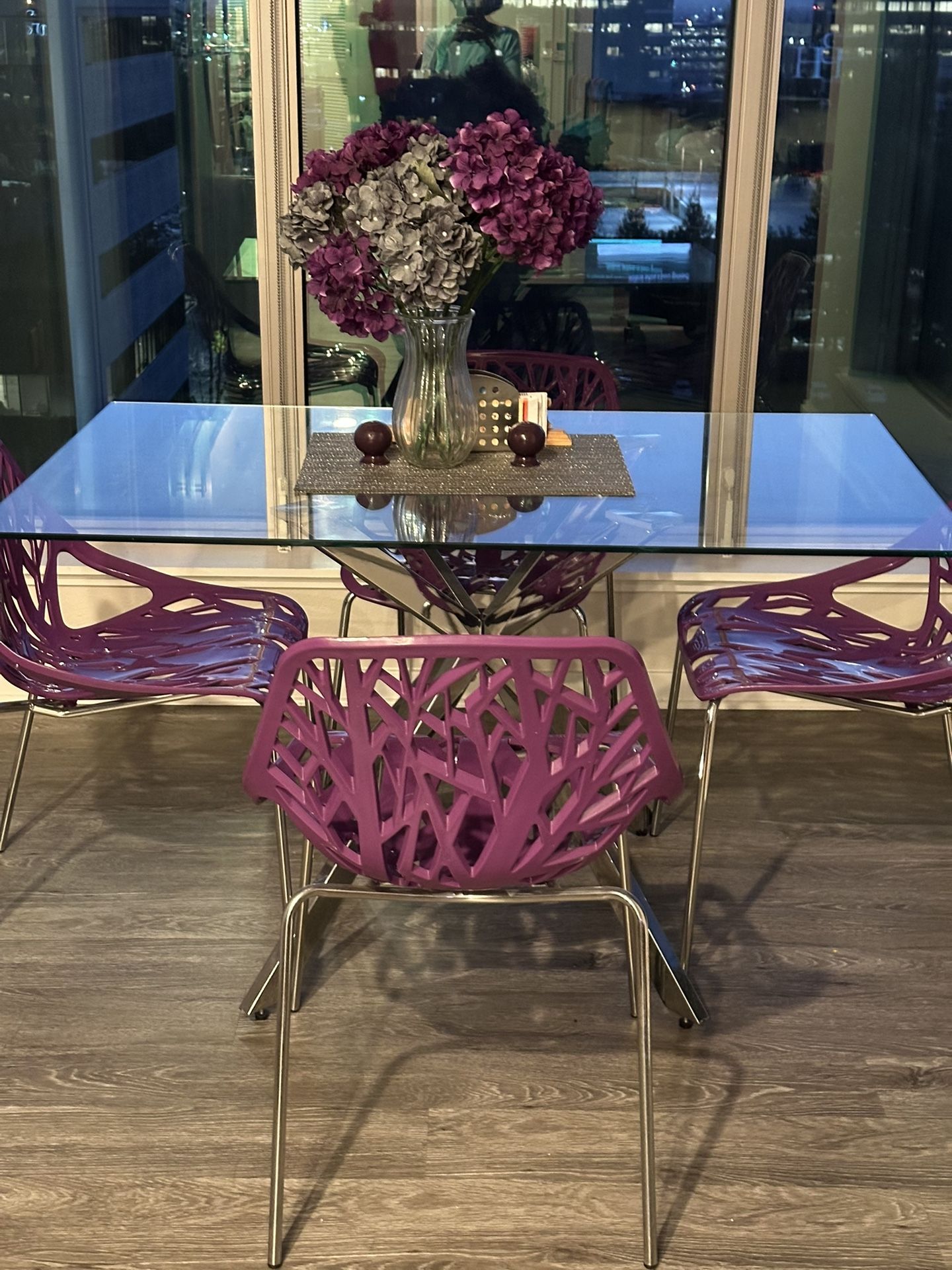 5pc Dining Set With 2 Matching Bar Stools