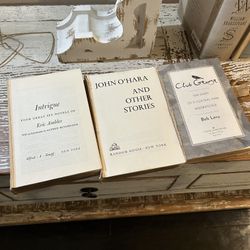 Set of 3 Vintage Hardcover Books Neutral Farmhouse Decor Styling