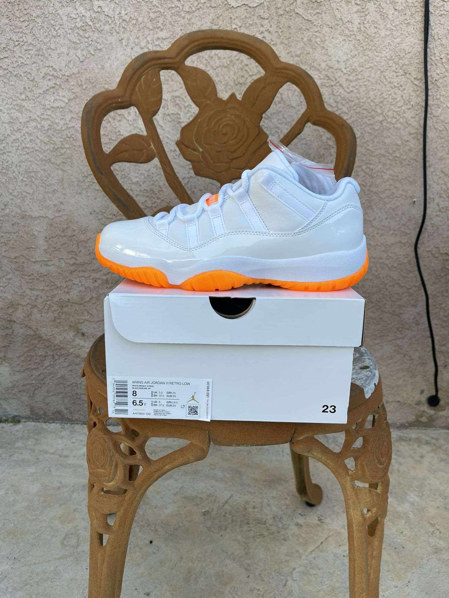 Air Jordan 11 Retro Citrus Women Size 8 Size 6.5y in Grade School GS size  Women Shoe Women Sneakers Kid Shoe Kid Snekears Hype AJ 11 White Orange for  Sale in San