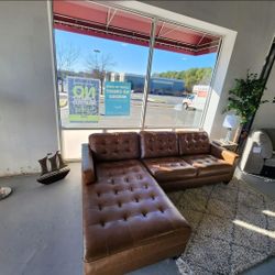 16M1S04*__Real Leather Stylish Sectional Sofa With Chaise * Brand New * P A Y   E A S I L Y