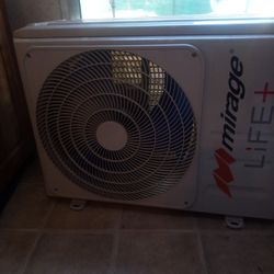 Mirage Lift It's A Air conditioner And Heater Together