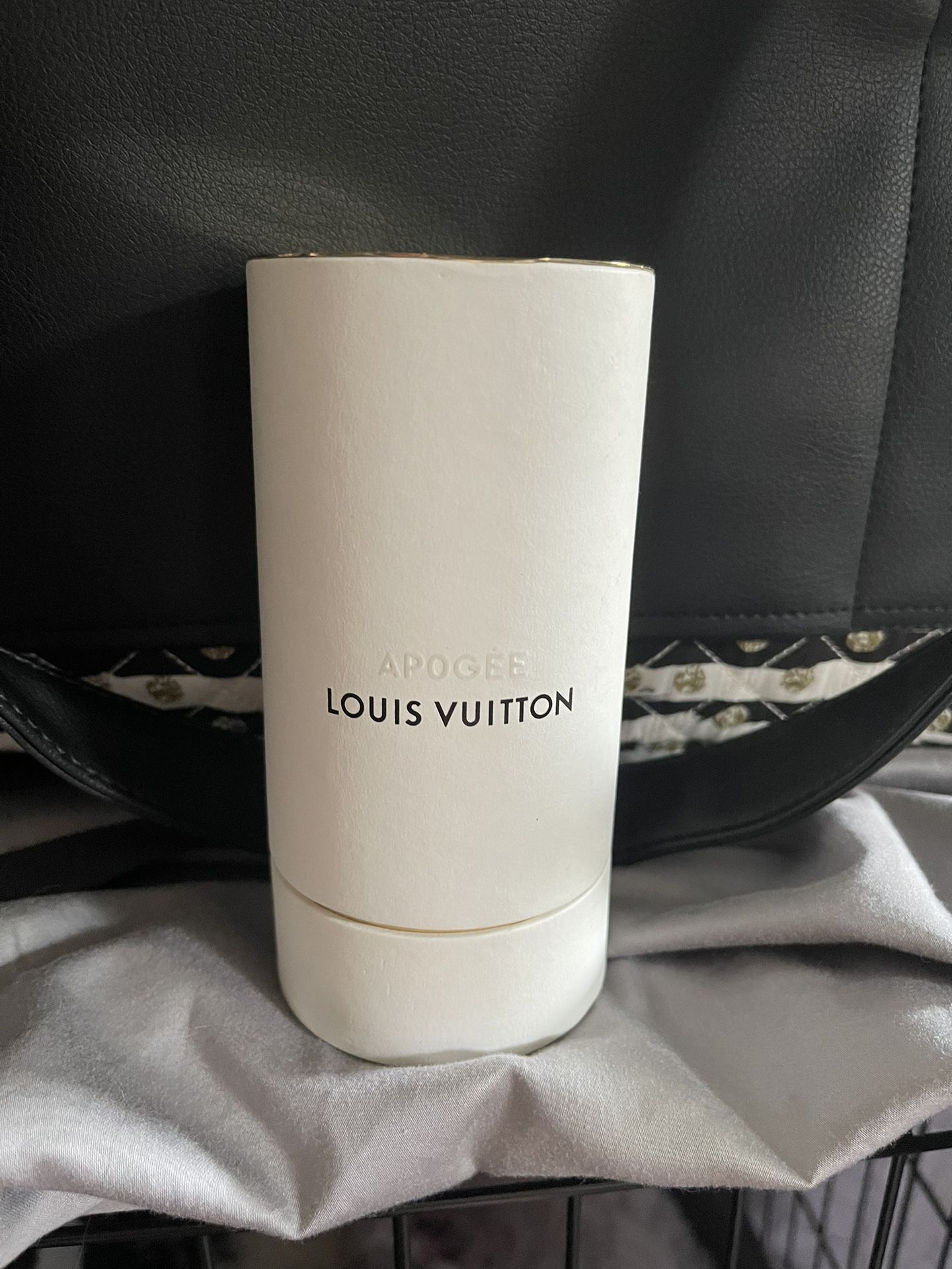 Louis Vuitton Apogee Perfume for Sale in Clackamas, OR - OfferUp