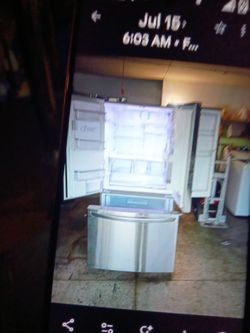 650 LG refrigerator comes with a 90-day warranty free parts and labor delivery is available