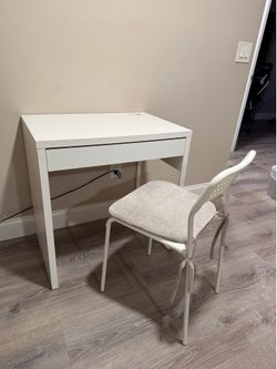 Kid desk