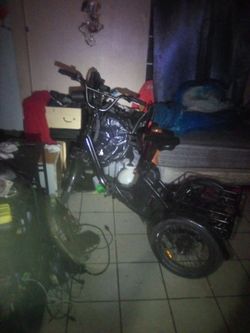 I'm selling my used but In good condition electric e three wheeler trike