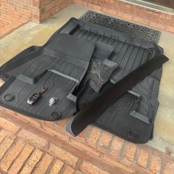 2018 Maserati Ghibli Accessories Set sell