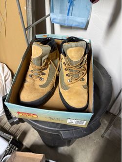 Boots #12