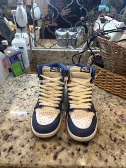 True Blue 1s