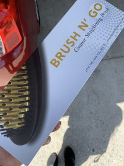 Ceramic Straightening Brush by She