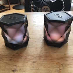 syncing bluetooth speakers