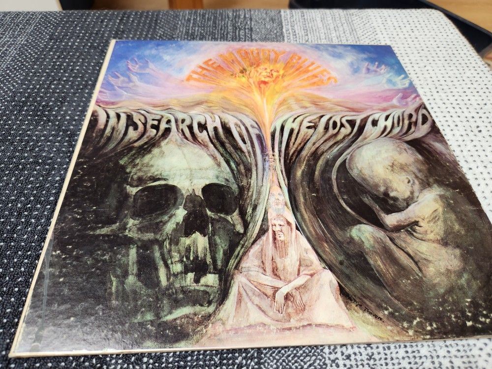Moody Blues-"In Search of the Lost Chord" Vintage vinyl record album