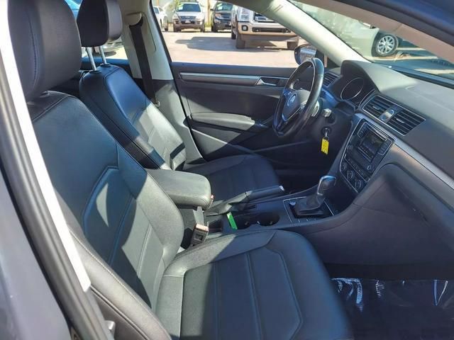 2016 Volkswagen Passat