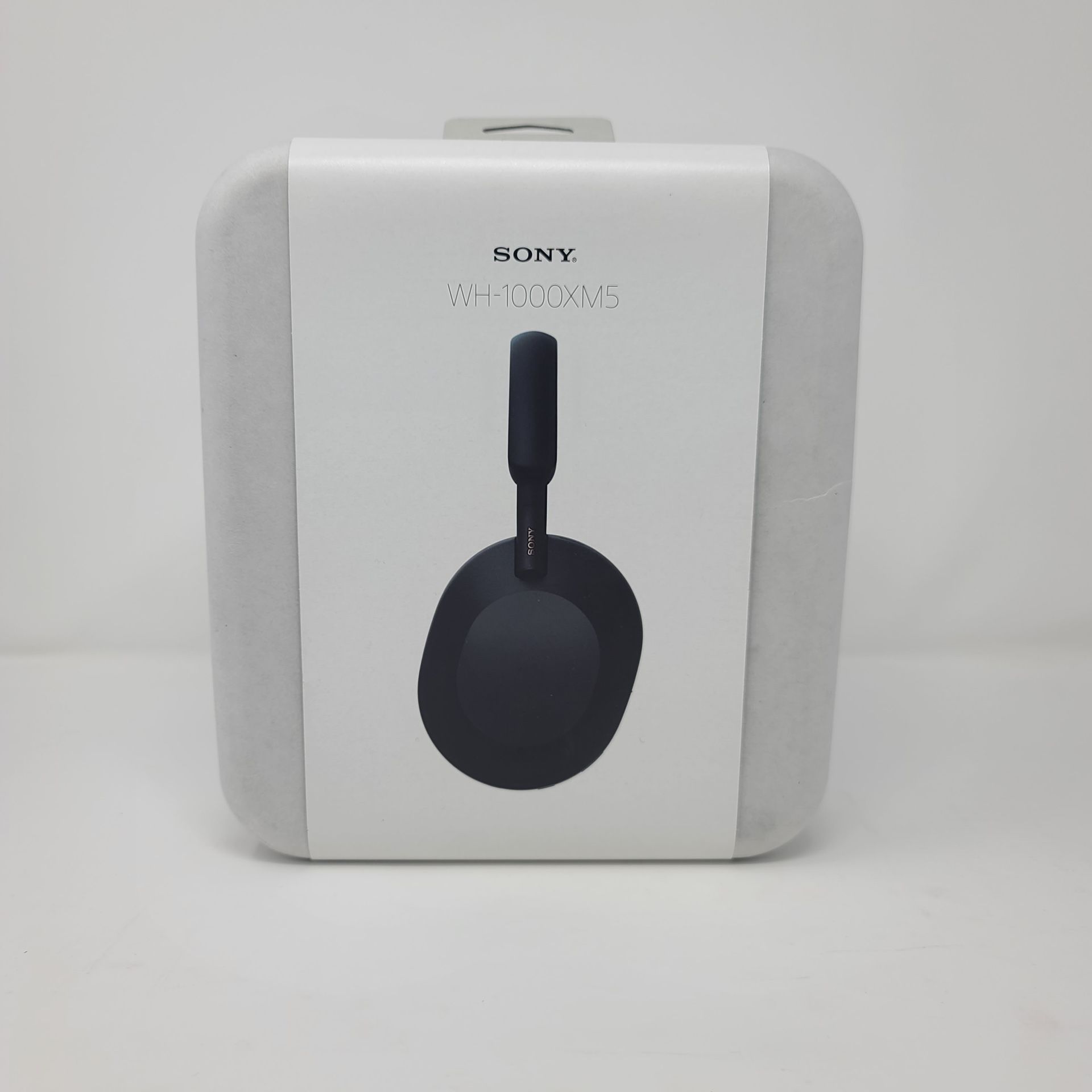 Sony WH-1000XM5 Wireless Noise Canceling Headphones β Black β Bluetooth, 30hr Battery β NEW
