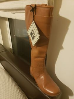 Faye boots new never used