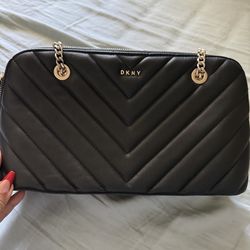 DKNY PURSE