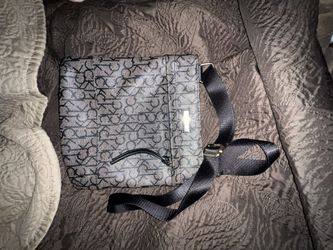 Calvin Klein Messenger Bag