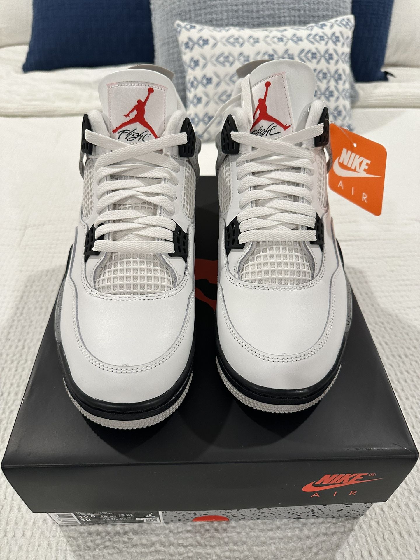 Air Jordan 4 Retro “White Cement”