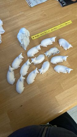 Bisque /porcelain. 14 Figure Set.