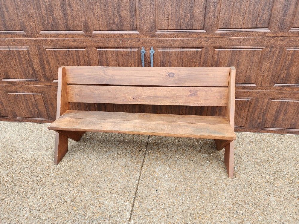 *** OUTDOOR BENCH ***