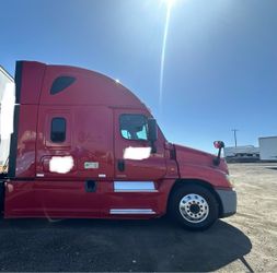 2018 freightliner cascadia