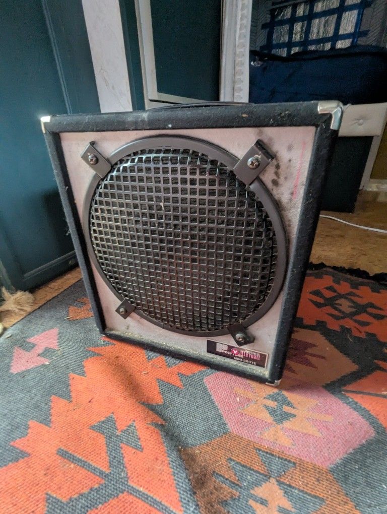 Vintage Polytone Minibrute 90 Watt Bass Amplifier 