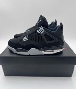 Black canvas Jordan 4