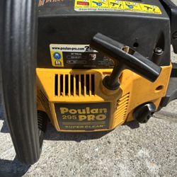Poulan Pro Chainsaw 20” Good Working Condition Tested Before Buy It. 160$$