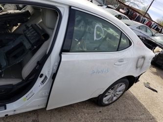 LEXUS ES350 DRIVER SIDE REAR DOOR 