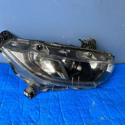 Honda Civic Rh Headlight OEM 2019 - 2020 - 2021
