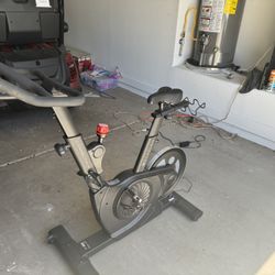 Echelon Connect EX-4s Exercise Bike