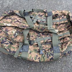 Military surplus XL MARPAT  35" Tactical Deployment Duffle Bag Camo Backpack