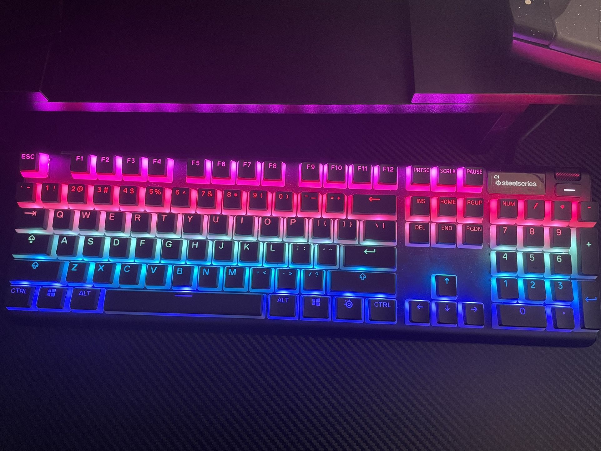 SteelSeries apex pro keyboard