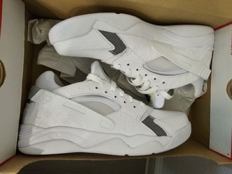 New Nike Air Huarache
White Platinum