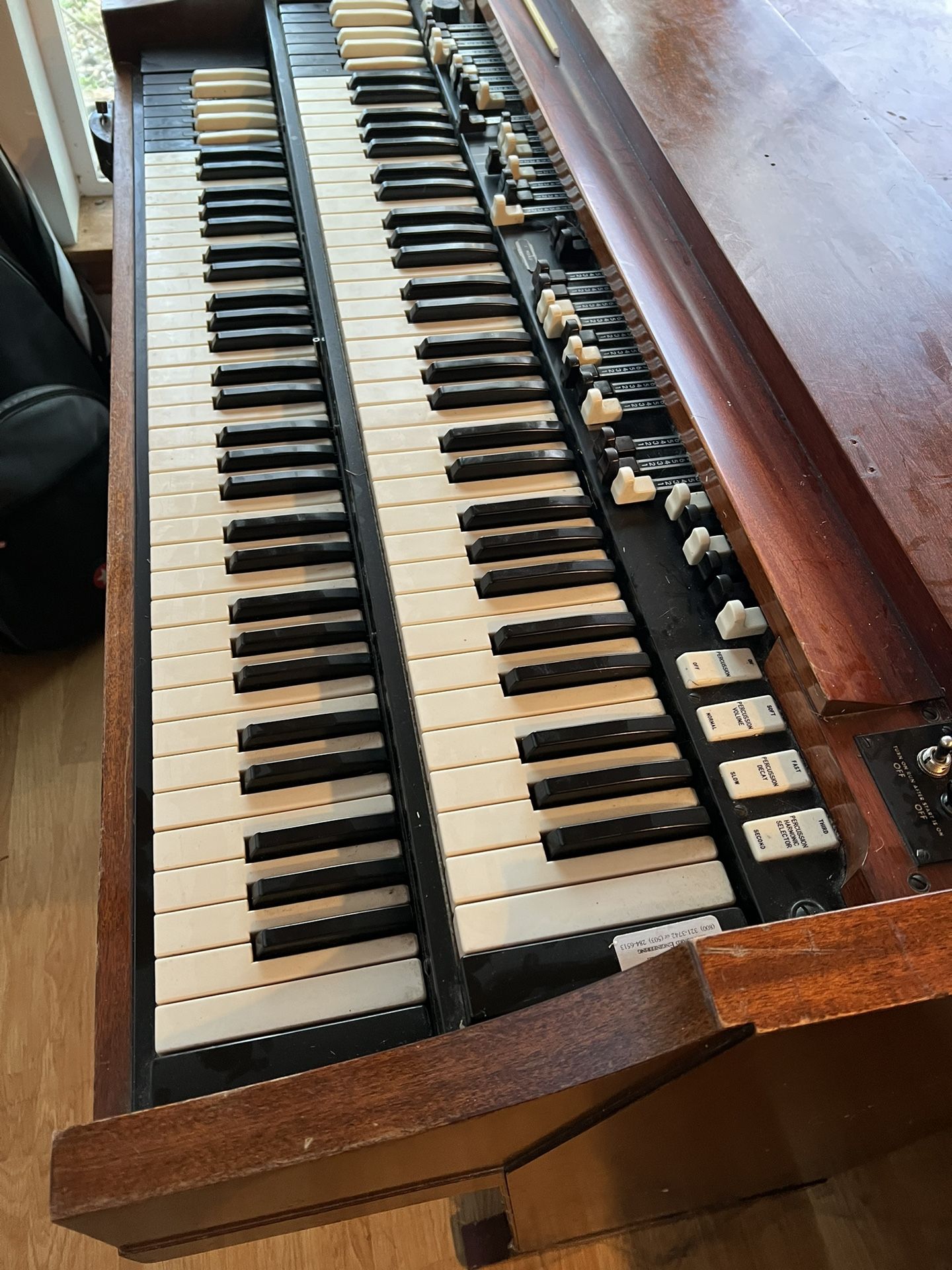 Hammond, Oregon And Leslie Speaker Sounds Amazing