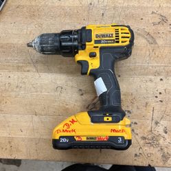 Dewalt DCD780 Cordless Drill Driver With 3ah Battery Pre Owned 