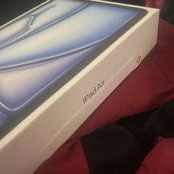 Apple Air iPad M3 11inch Wi-Fi  (second One)