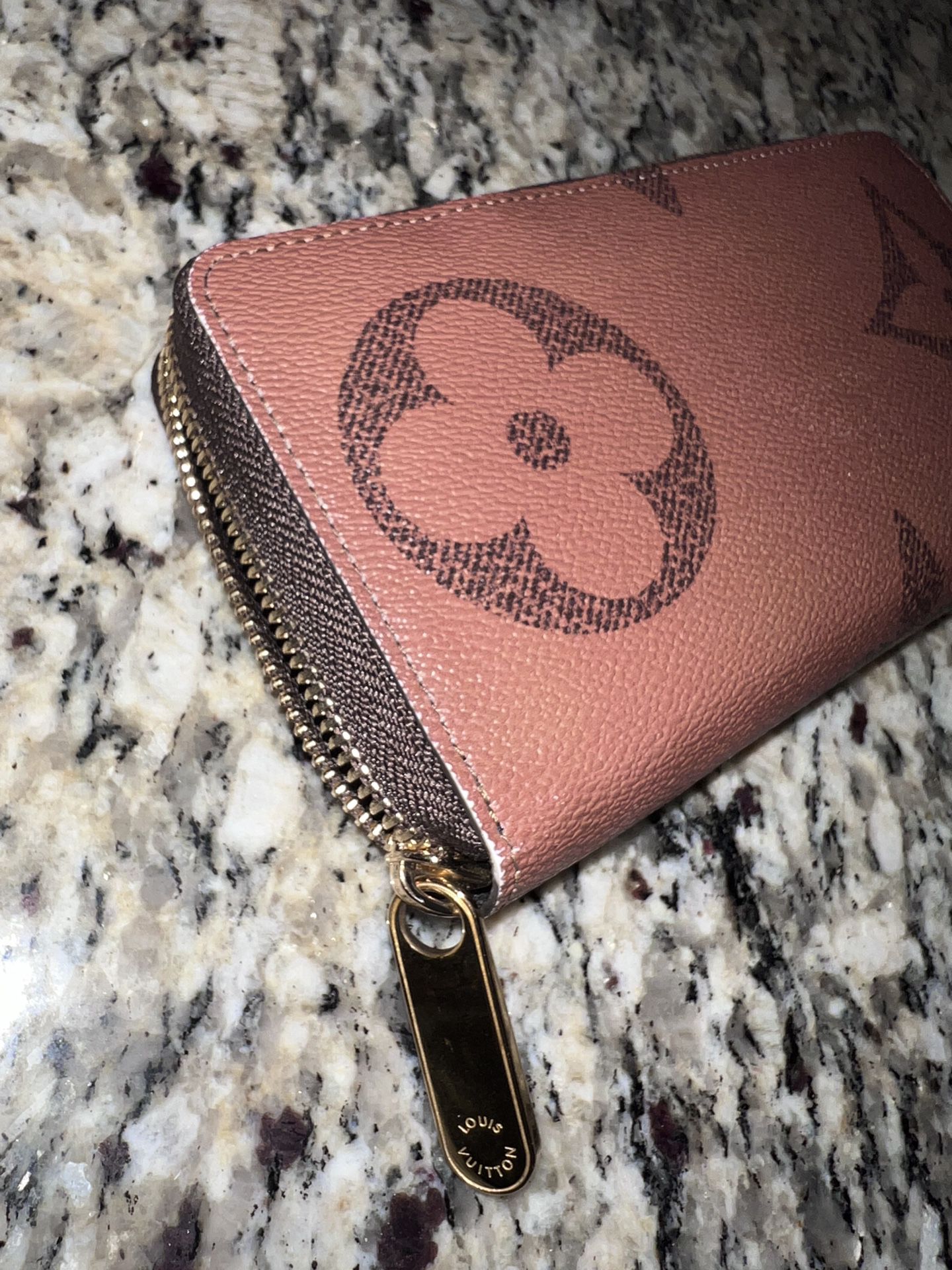 Louis Vuitton monogram Elise Wallet for Sale in Rancho Cucamonga, CA -  OfferUp