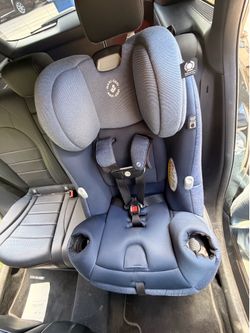 Maxi Cosi Car Seat 3-1