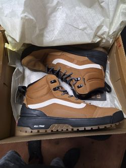 Vans All-Trac Mid-Top Hiking Boots
