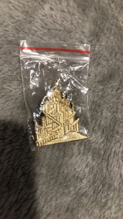 Disney pin (The Little Mermaid)