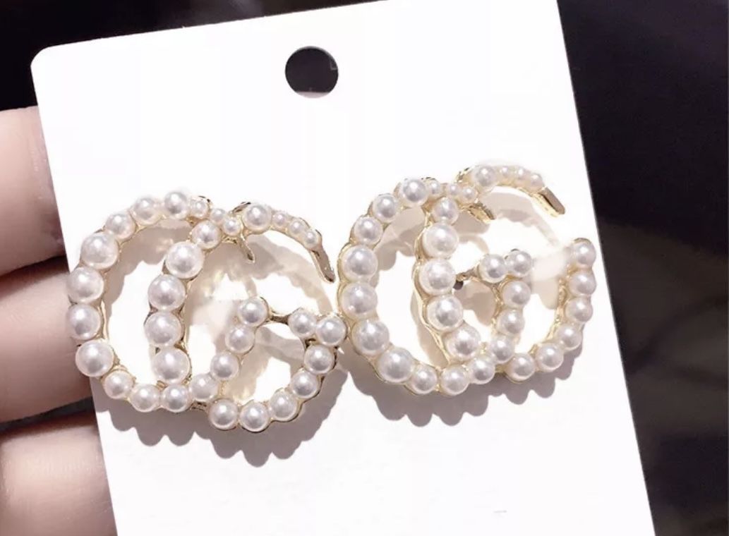 GG Pearl Studs